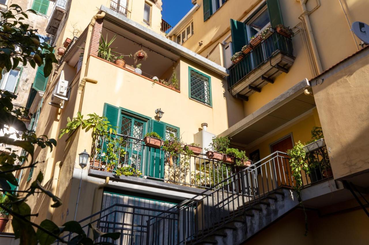Colored House Until 7 People Above Sqplebiscito 나폴리 외부 사진