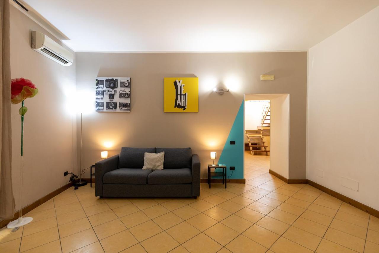Colored House Until 7 People Above Sqplebiscito 나폴리 외부 사진